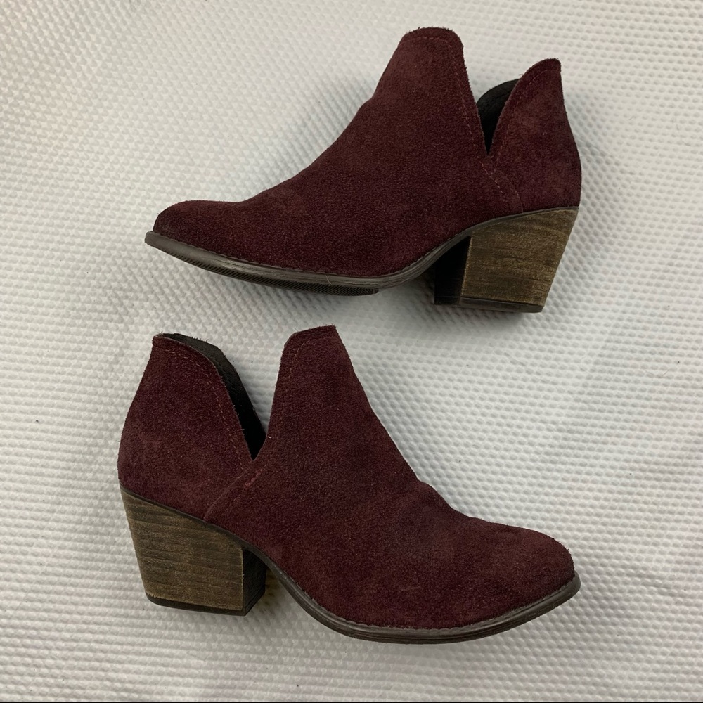 Steve Madden bootie